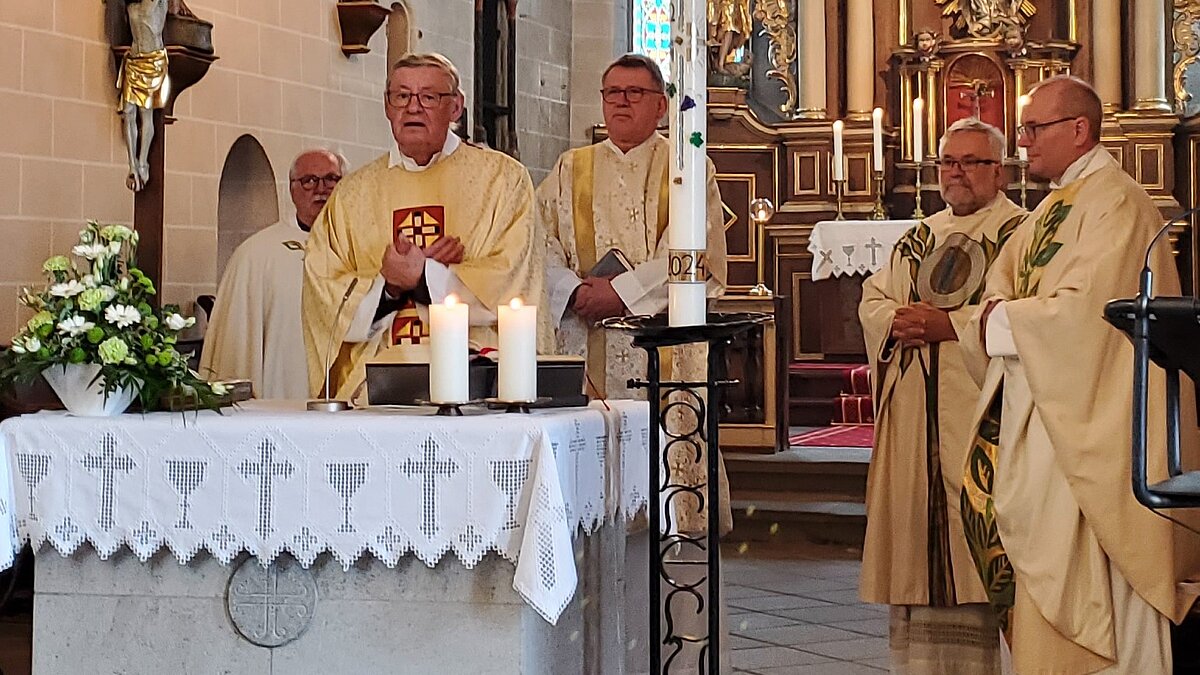 Goldenes Priesterjubiläum von Pfr. Anton Jonietz